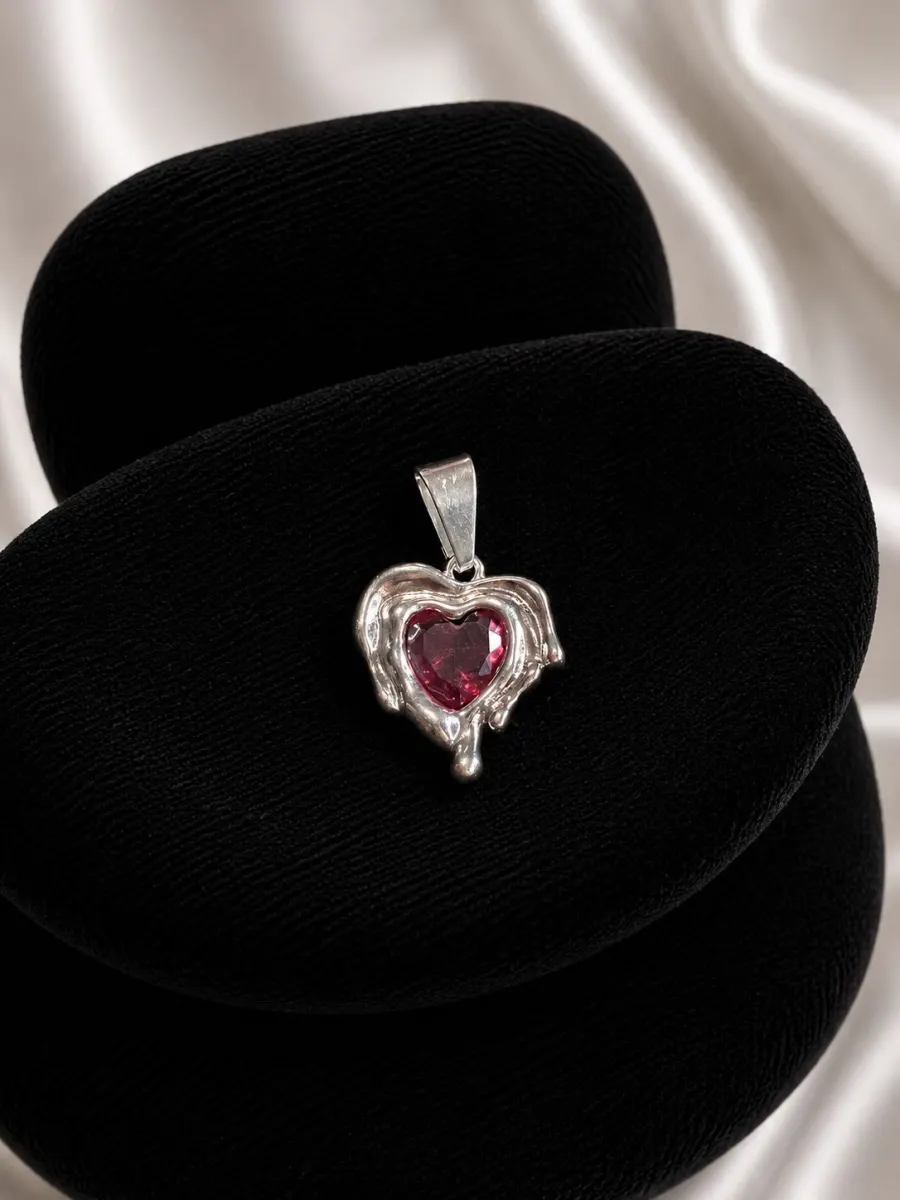 Colgante Corazón Rojo Gota con Circones de Plata 925